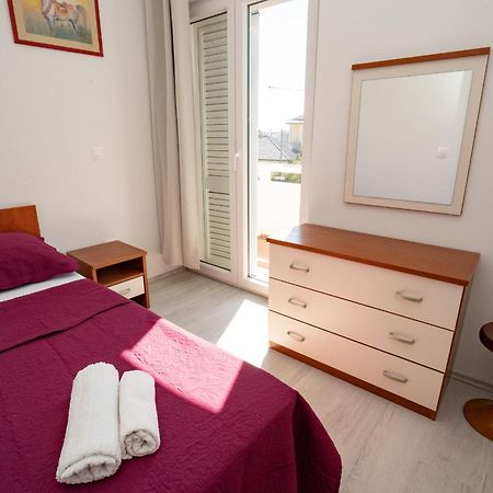Pool Mansion Magnolia - Comfort Rooms Novalja Exterior foto