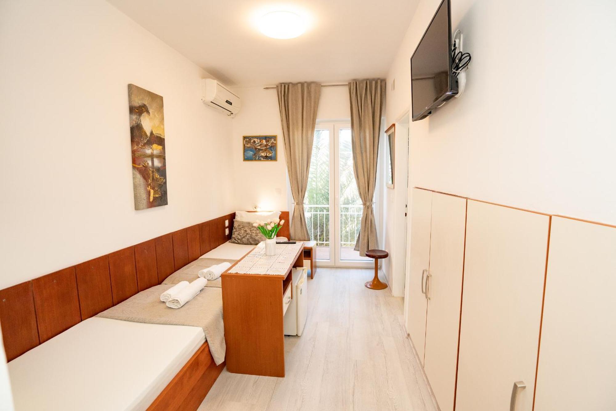 Pool Mansion Magnolia - Comfort Rooms Novalja Exterior foto
